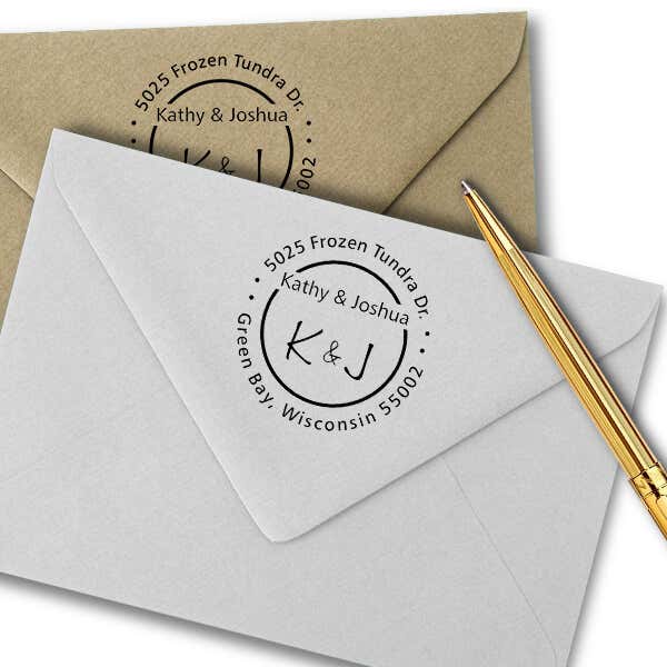 Bold Last Name Round Address Stamp